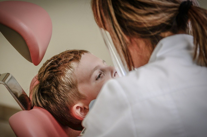 Diş ağrısında antibiyotik şart değil