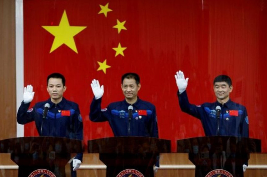  Çin ikinci taykonot ekibini tanıttı