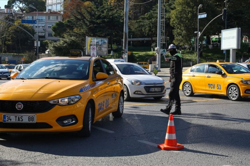 Taksi şoförlerine uyması gereken 12 kural hatırlatıldı