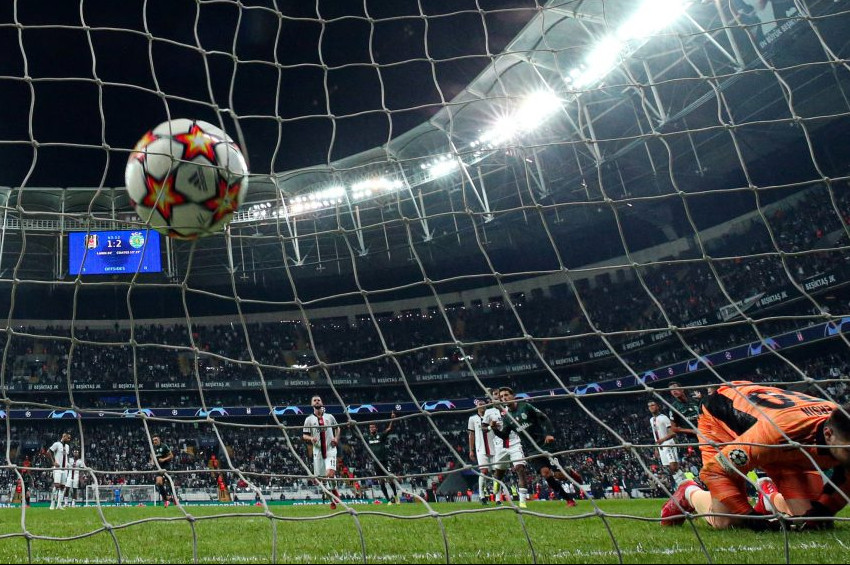 Beşiktaş, Sporting Lizbon karşısında duran toplarla yıkıldı: 4-1