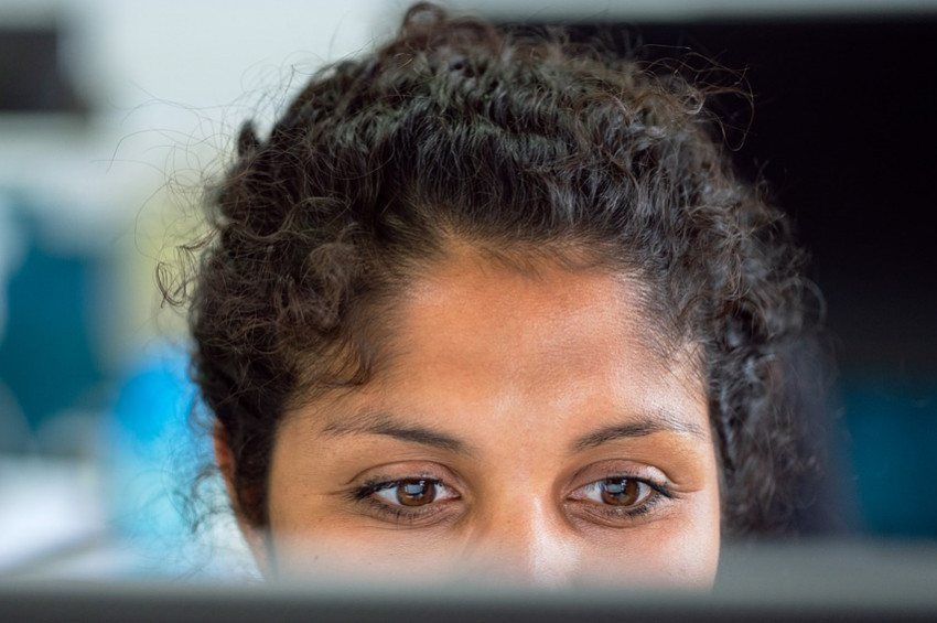 Alın kırışıklarından korunmak için 3 tavsiye