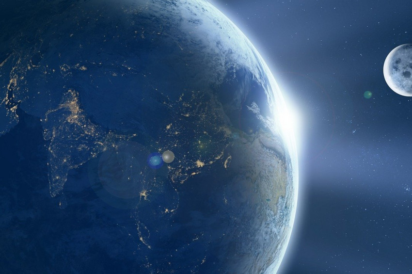 Uzaydaki çöpler astronotların yürümesine engel oldu