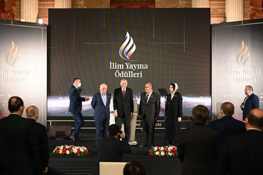 2021 İlim Yayma Ödülleri verildi