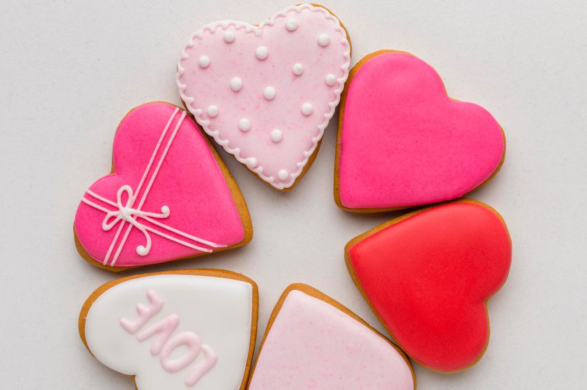 Sevgililer gününe özel kurabiye tarifi