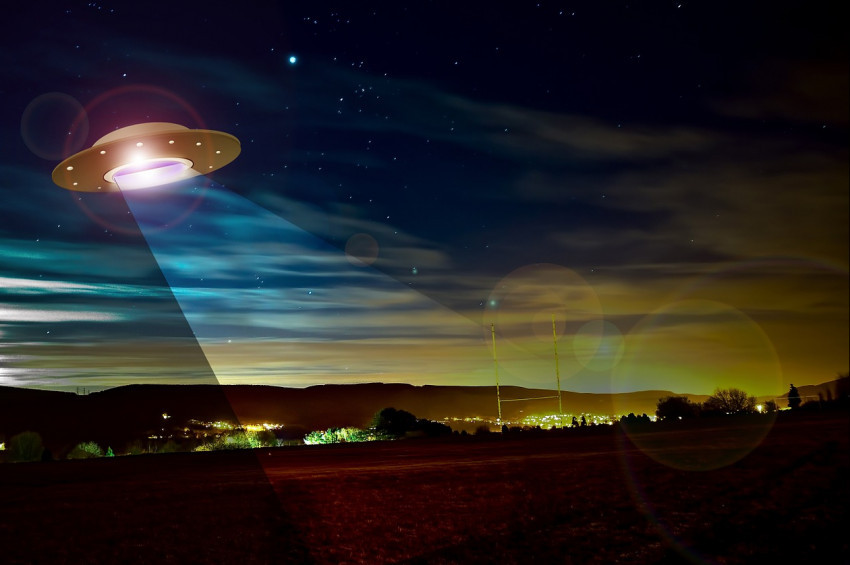 İstanbulda  UFO ve Yeniçağ Kongresi!