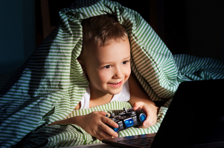 Çocukların teknoloji kullanımında 3-6-9-12 kuralı önemli