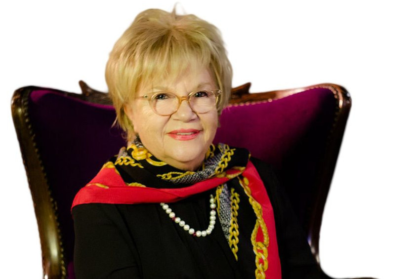 Sakıp Sabancı Yaşam Boyu Başarı Ödülü Nevra Serezlinin