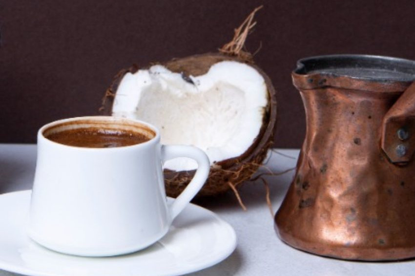 Yağlı Türk kahvesi hızlı enerji kaynağı