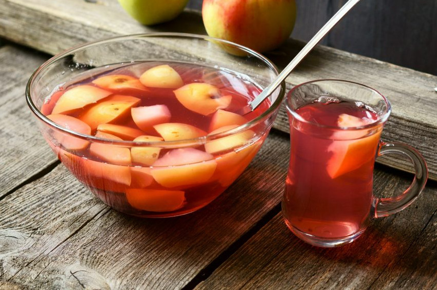 Zencefilli kuru meyve kompostosu tarifi