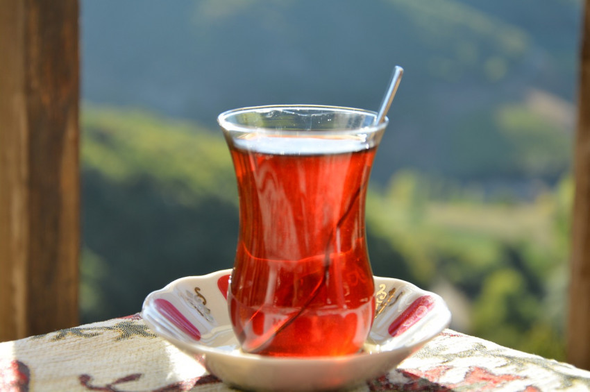 Oruç tutarken çok çay içmenin zararı