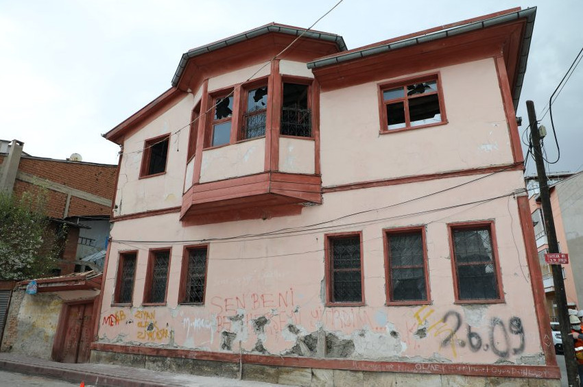 Sivasın tarihi konakları kültüre hizmete hazırlanıyor