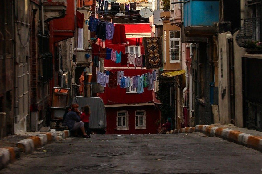 Türkiye çapında 18 gün sokağa çıkmak yasak