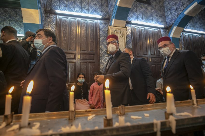 Tunusta Yahudilerin hac merasimi maskeli gerçekleşti