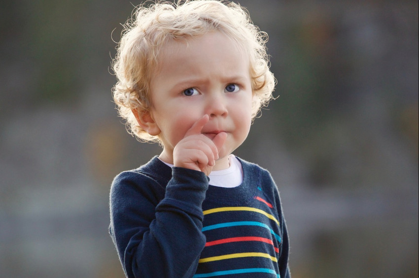 Meraklı çocukların sorularına ilgisiz kalmayın