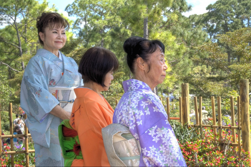 Japonlar dostluk fakiri çıktı