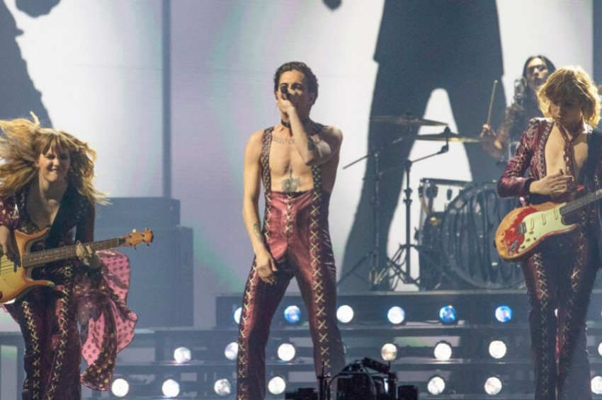 Eurovisionun galibi Maneskin rock grubu oldu