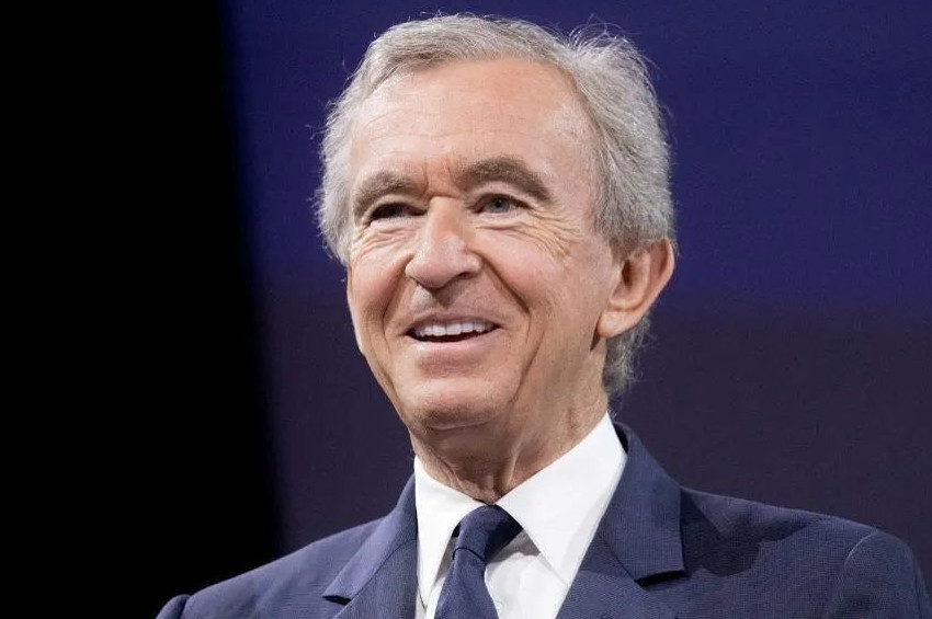 Dünyanın en zengin adamı Bernard Arnault oldu