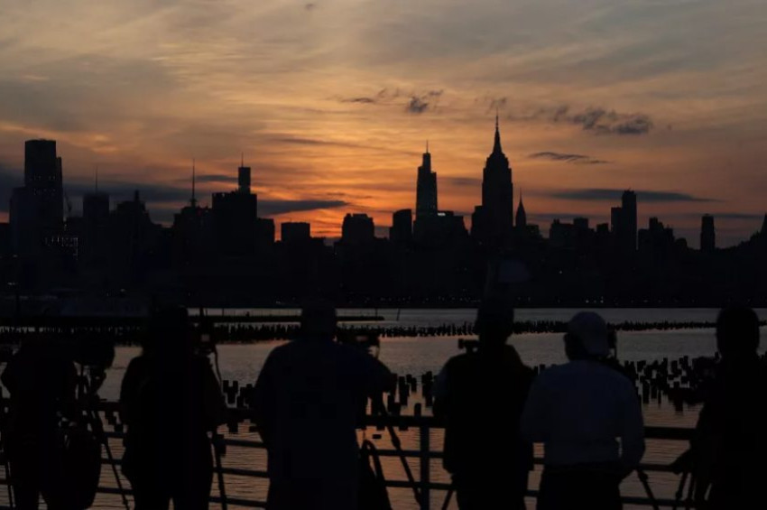 10 Haziran Tam Güneş Tutulması gerçekleşti