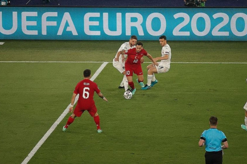 İtalya: 3  - Türkiye: 0