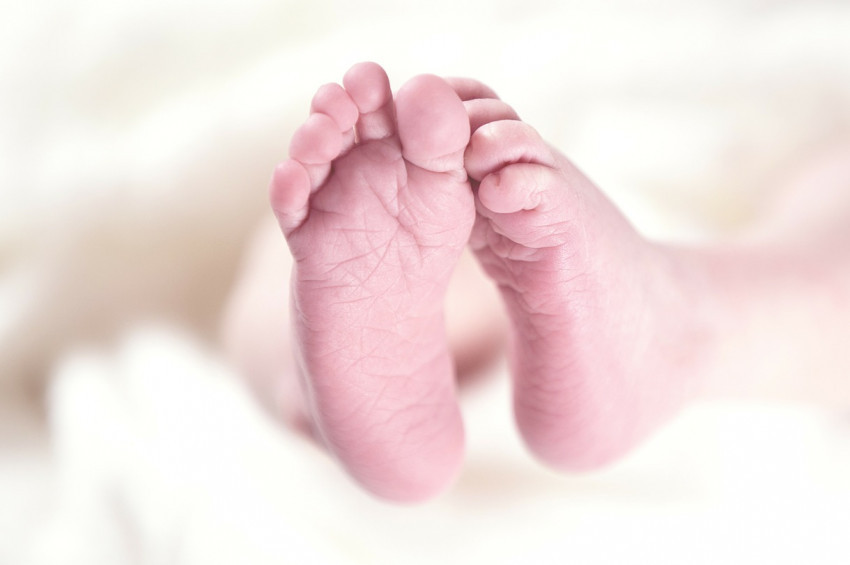 Yeni doğan bebeklerin sünneti ne zaman yapılmalı?