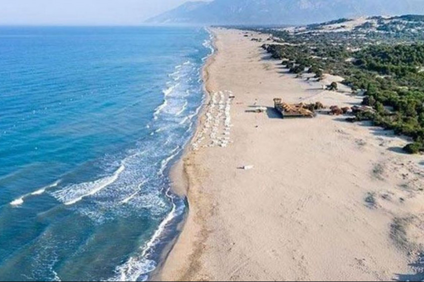 Patarada kum hırsızlığı