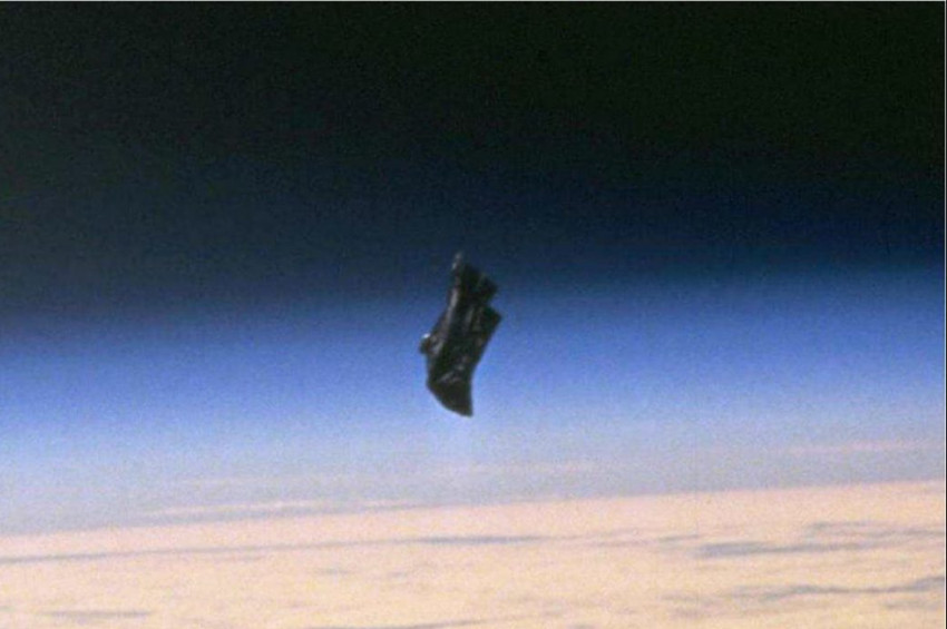 Kara Şövalye Uydusu efsanesi ve Nikola Teslanın aldığı mesajlar