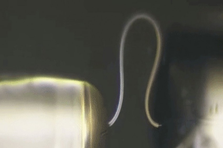 Bilim insanları buzu bükmeyi başardı!