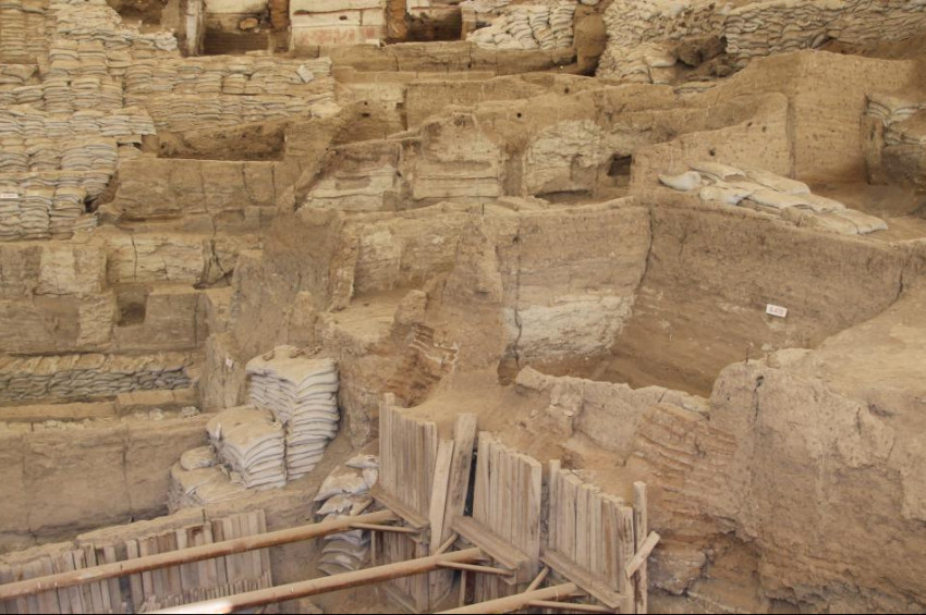 Dünyanın en eski metropolünde yeni mahalle keşfedildi