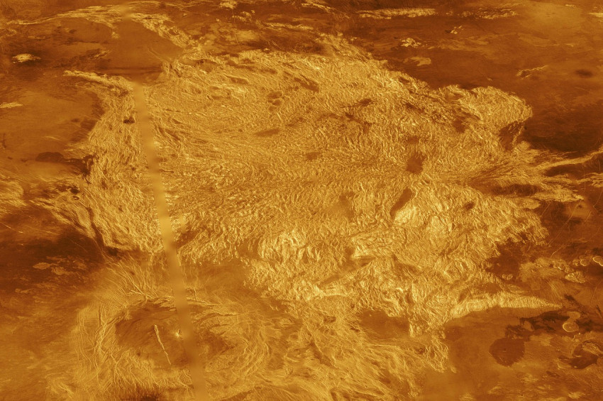 Fosfin gazı Venüste yaşam olduğunu kanıtlamıyor