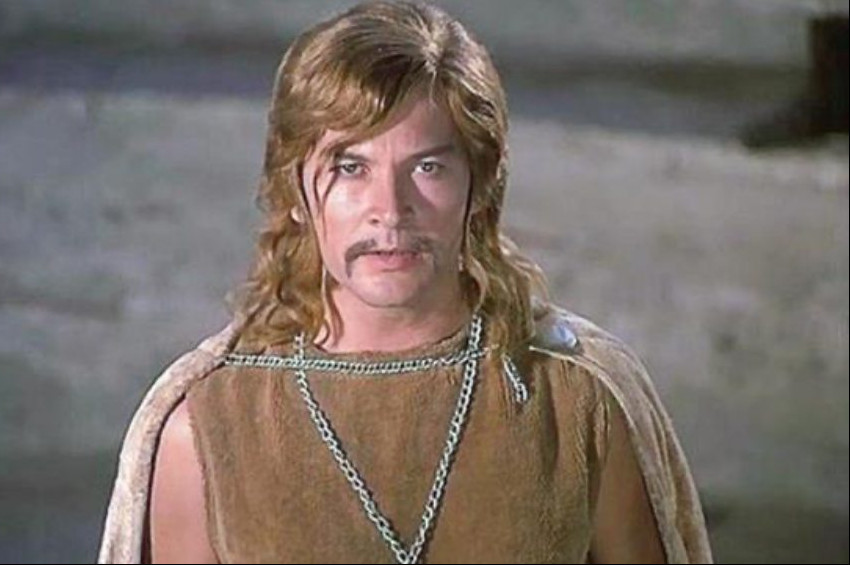 Tarkan ve Karaoğlan olarak sevilen Kartal Tibet vefat etti