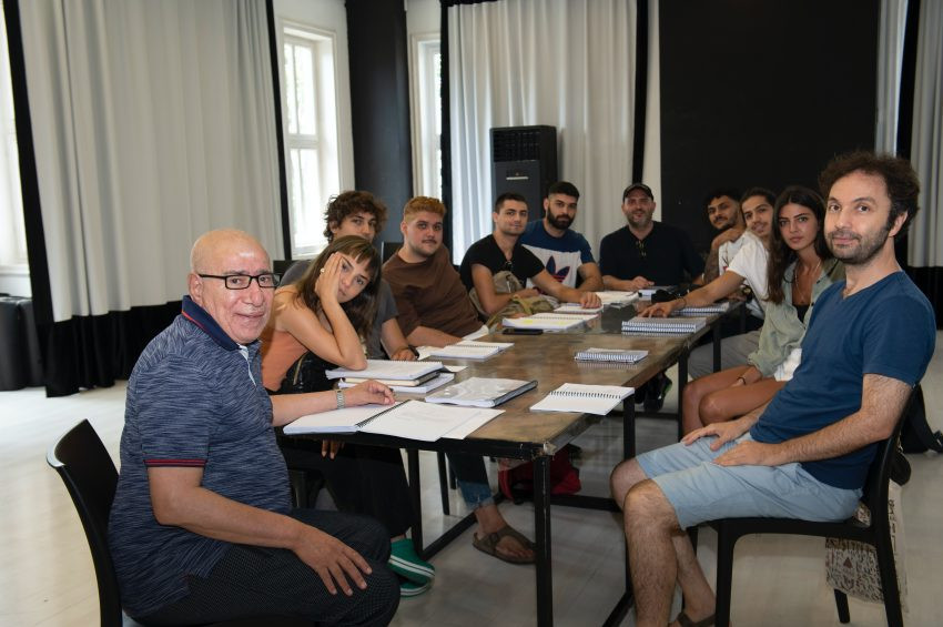 Gain, İlyas Salmanlı gençlik dizisi çekiyor