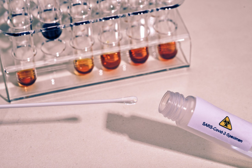 Aşı olmayanlara PCR testi mecburiyeti