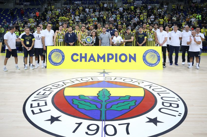 İstanball Cup turnuvasını Fenerbahçe Beko kazandı