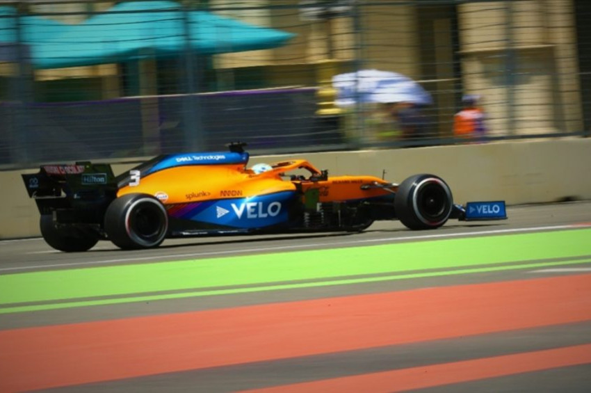 Formula 1 İtalya Grand Prixin en hızlı pilotu Daniel Ricciardo