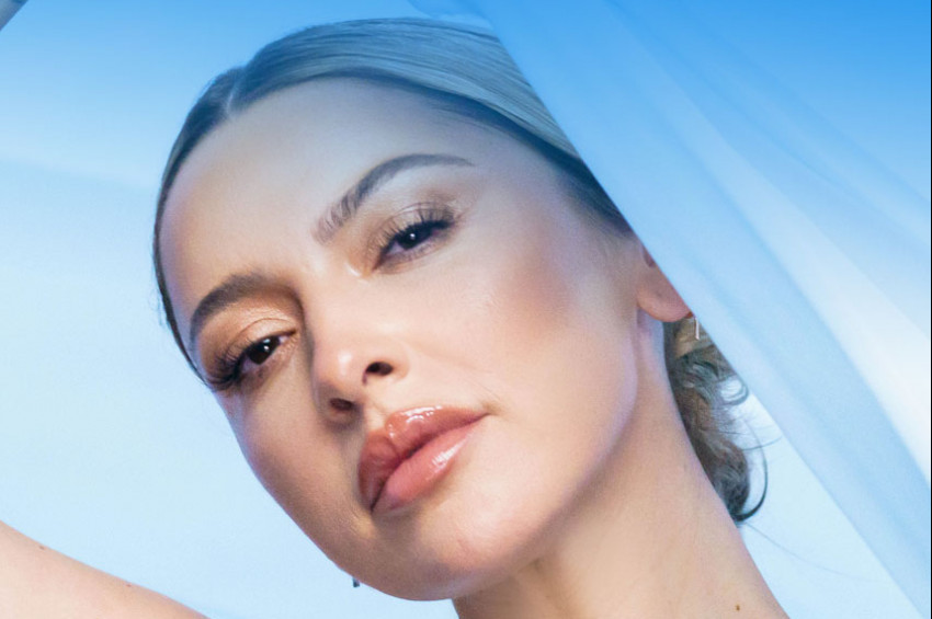 Hadise’nin Pubg Mobile şarkısı: Coş Dalgalan