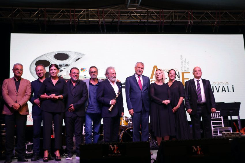 Altın Koza Yaşam Boyu Onur Ödülleri Şerif Sezer, Haluk Bilginer ve Yavuz Turgulun