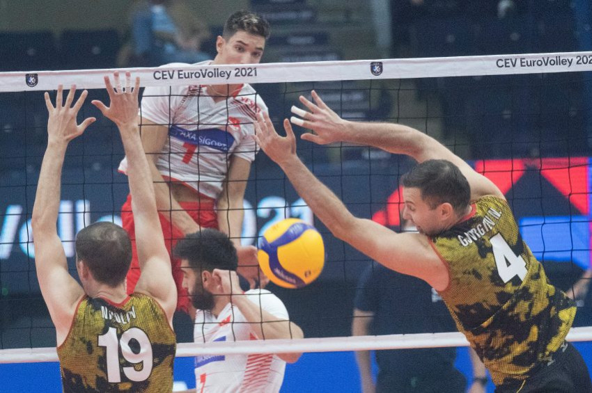 Filenin Efeleri 3te 3 yaparak gruptan lider çıktı