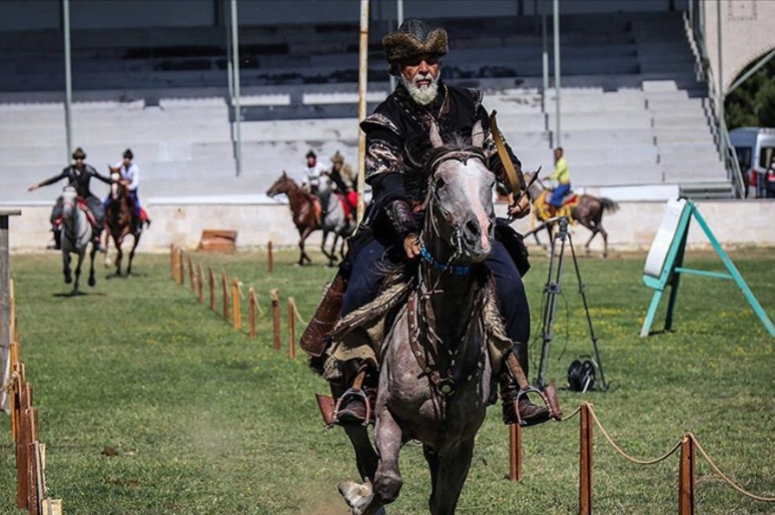 Hayme Ana Şenliklerle anılıyor