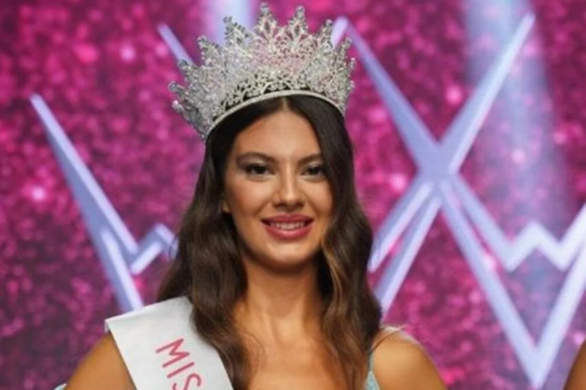 Türkiye 2021 Güzelik Kraliçesi Dilara Korkmaz