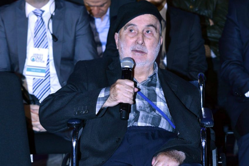 Ünlü yazar Hekimoğlu İsmail vefat etti