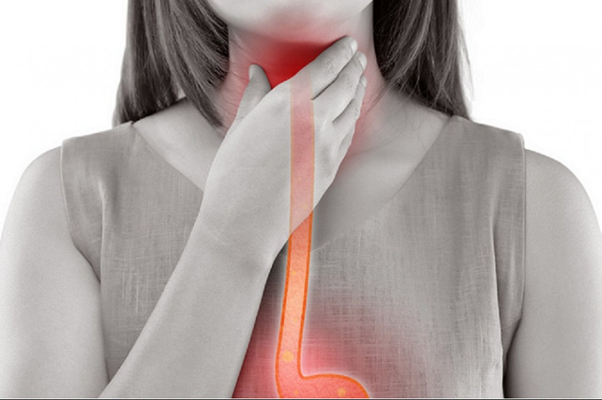 Tükürük bezi tümörü belirtileri