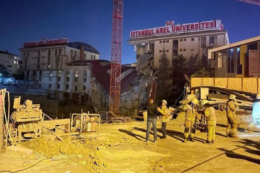 Küçükçekmecede üniversite binası çöktü 7 bina tedbiren boşaltıldı