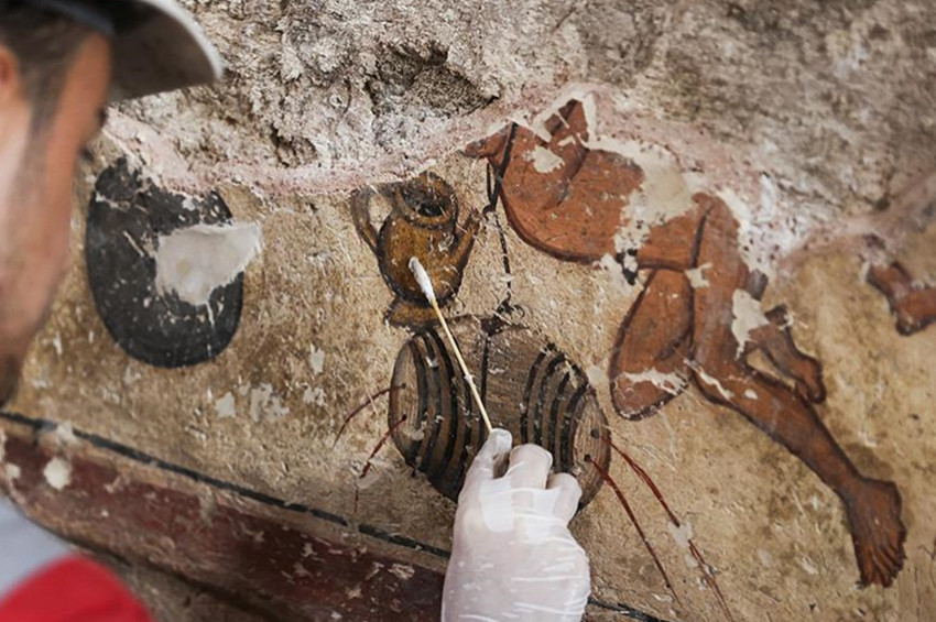 Atik Mustafa Paşa Camiinde cehennem tasvirleri bulundu