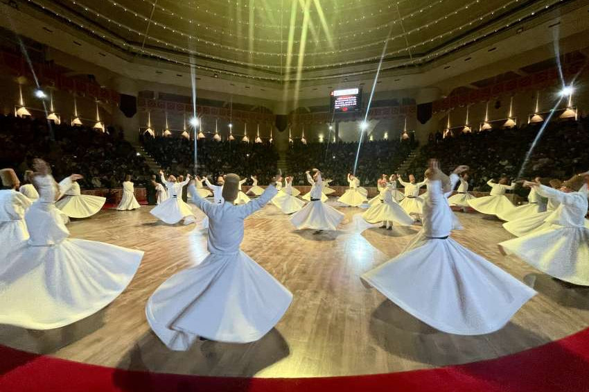 Konyada Ahmet Özhan konseri ve Sema Ayini