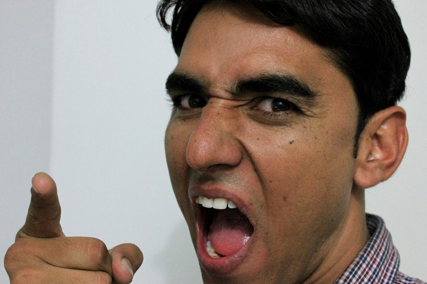 Depresyondaki gençlerle nasıl iletişim kurulmalı?