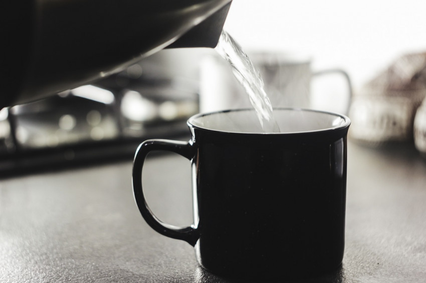 İftar ile sahur arasında ne kadar su içilmeli?