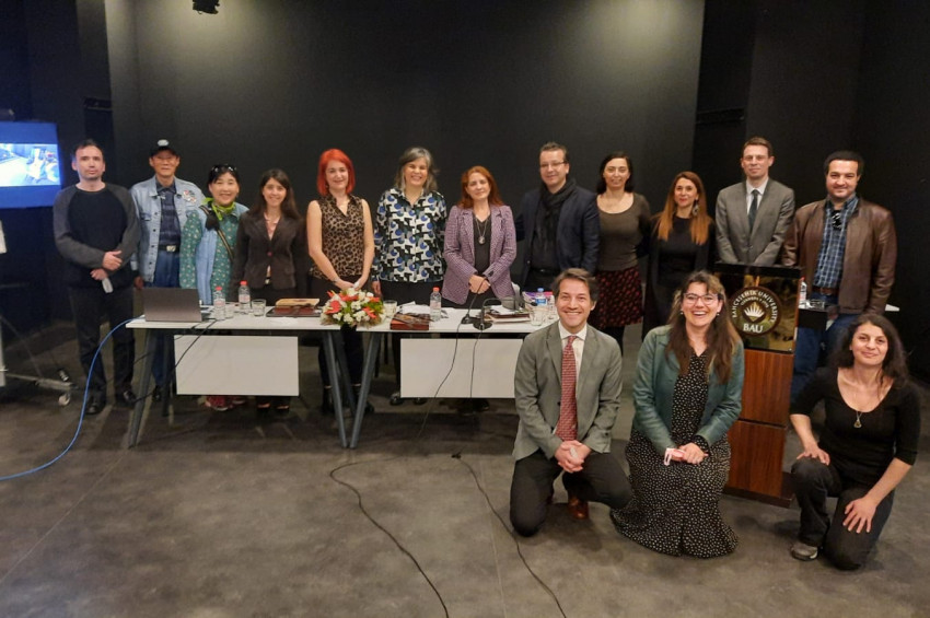 İlk kadın besteci İstanbullu Kassia kolokyumla anıldı