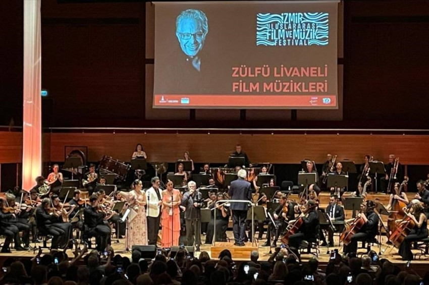 İzmir Uluslararası Film ve Müzik Festivali başladı
