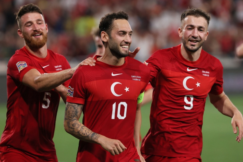 Türkiye Litvanyayı 2 - 0 yenerek gol yemezliğini sürdürdü