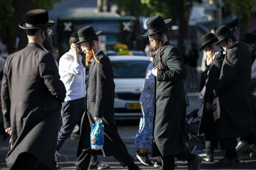 Ultra Ortodoks Yahudiler neden siyah giyiyor?